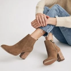 Blondo Shoes The Mid Stack Covered Gore Bootie In Mushroom