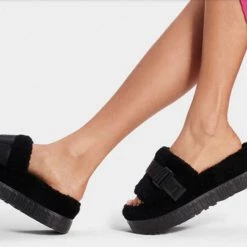 Fluffita - The Fluffy Ugg Platform Slide Slipper In Black