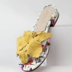 Cecelia Shoes The Flower Slide In Yellow Multi