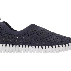 Isle Jacobsen Tulip 139 - The On-The-Go Slip-On In Navy Shoes