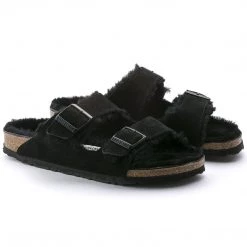 Arizona Shearling - The Birkenstock Shearling Sandal In Black