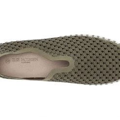 Isle Jacobsen Shoes Tulip 139 - The On-The-Go Slip-On In Army