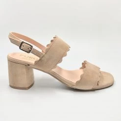 Fuego Scallop 2 - The Perfect Sandal In Nude