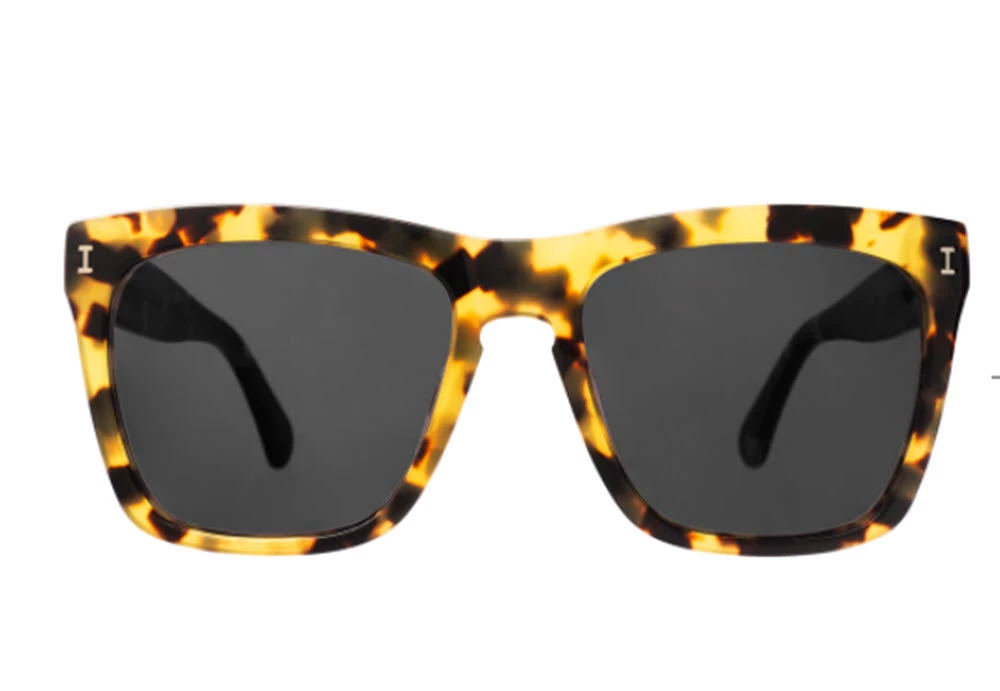 Illesteva The Losfeliz Sunglass Accessories 3 Illesteva The Losfeliz Sunglass Accessories