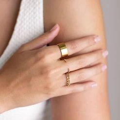 Electric Picks The Esquire Ring In Gold