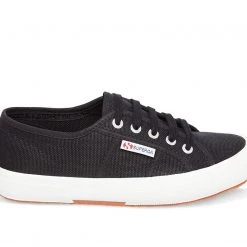 Shoes Superga - The Classic Lace Sneaker In Black