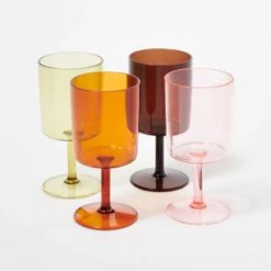 Sunny Life The Set Of 4 Plastic Wine Glasses In Multi