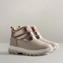 Hunter The Insulated Snow Boot In Dark Silver