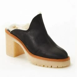Free People Shoes The Faux Fur Mule In Black